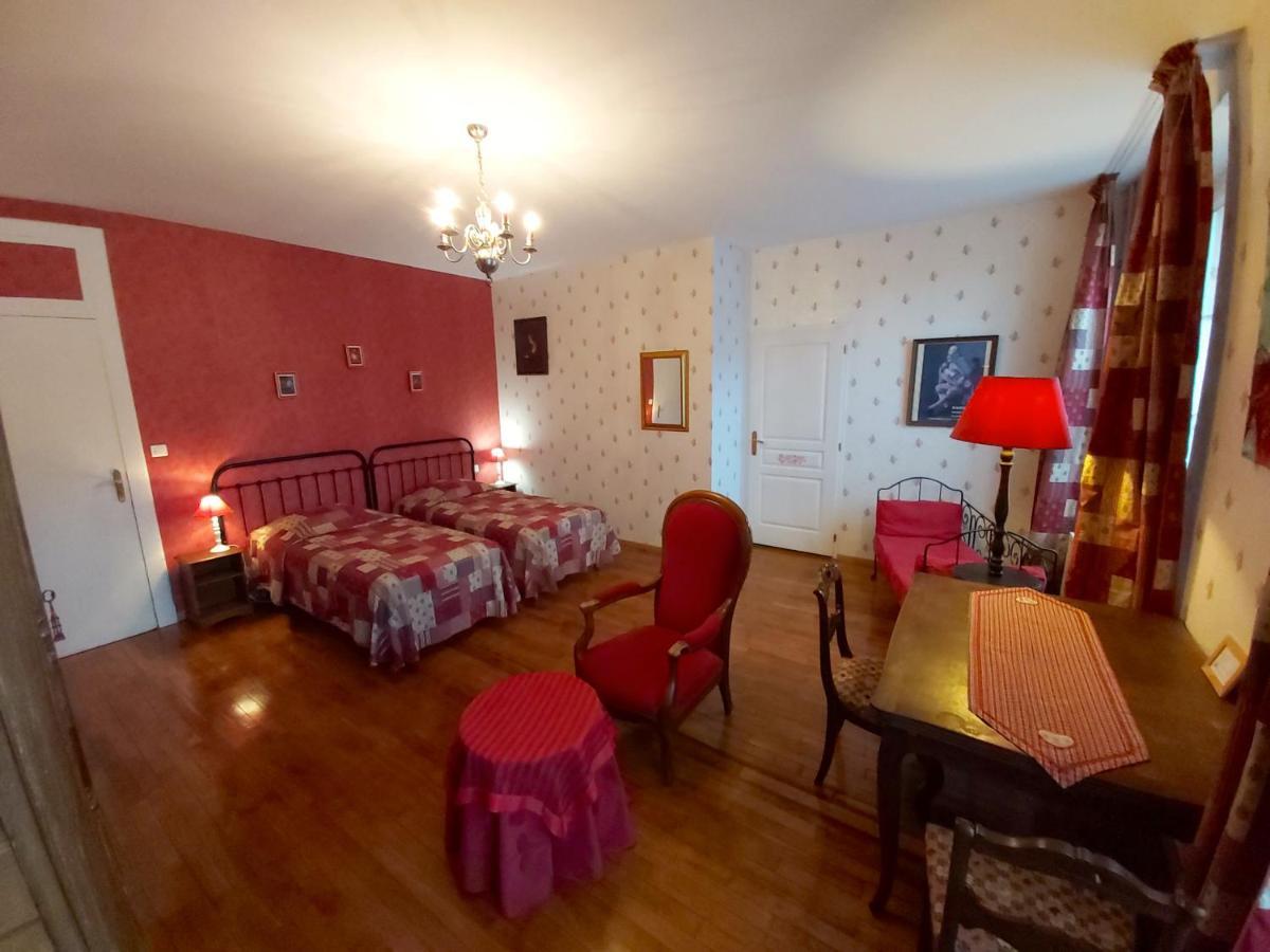 Maison D'Hotes Le Chateau De Puxe Eksteriør billede